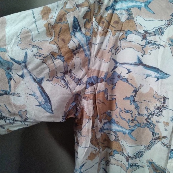 Columbia Sportswear Map Fish Button Down Shirt Large - Picture 5 of 11